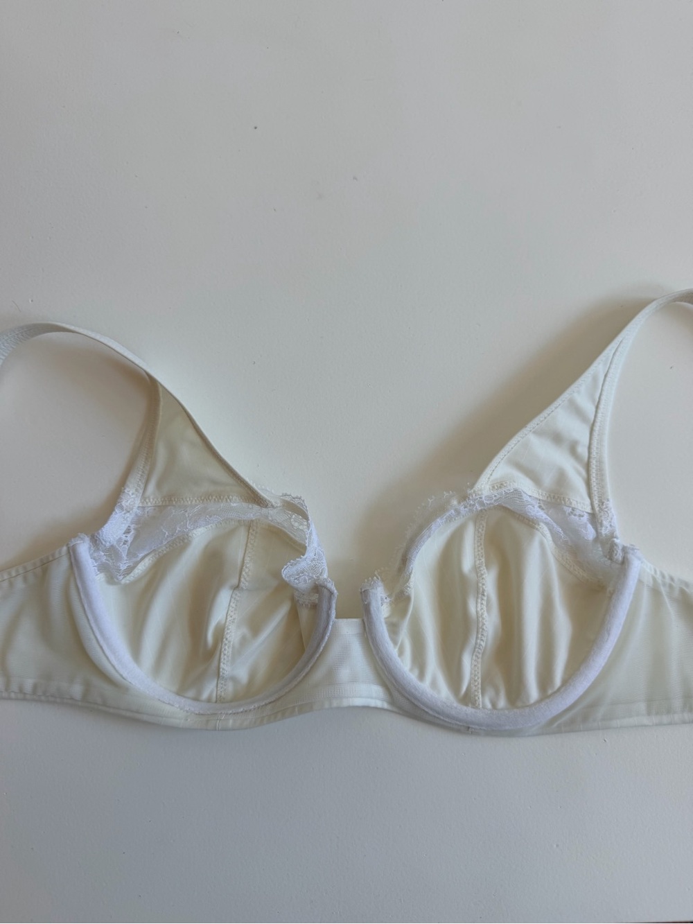 Wolford White Lace-Trim Underwire Bra